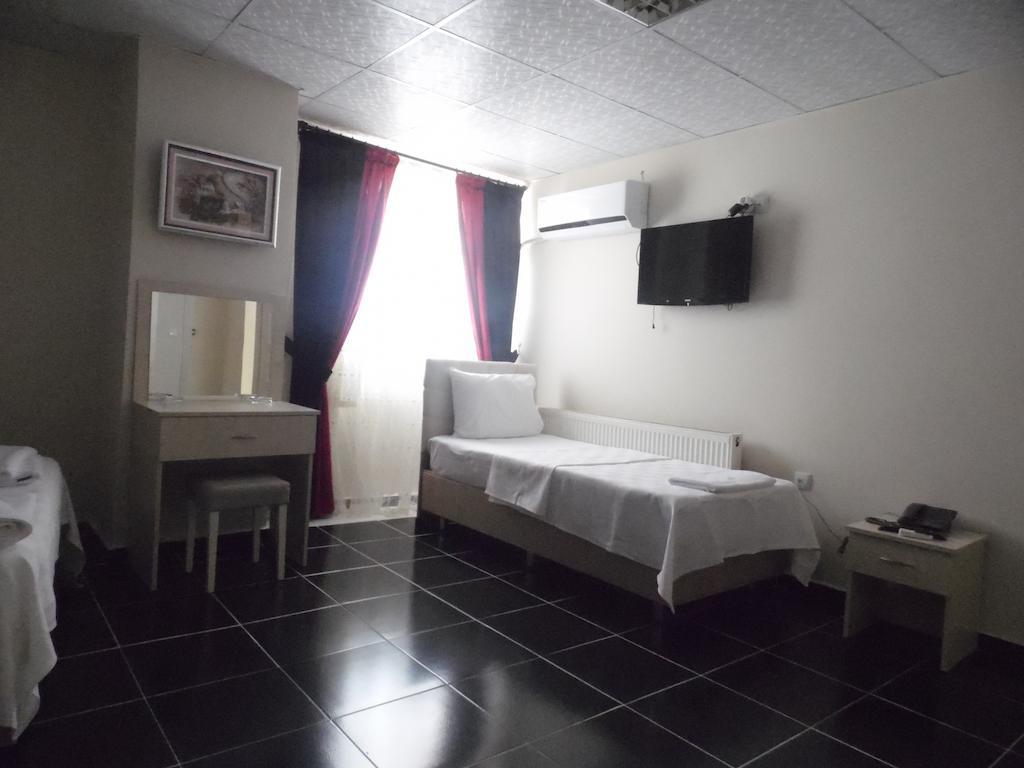 Saral Otel Derince Szoba fotó