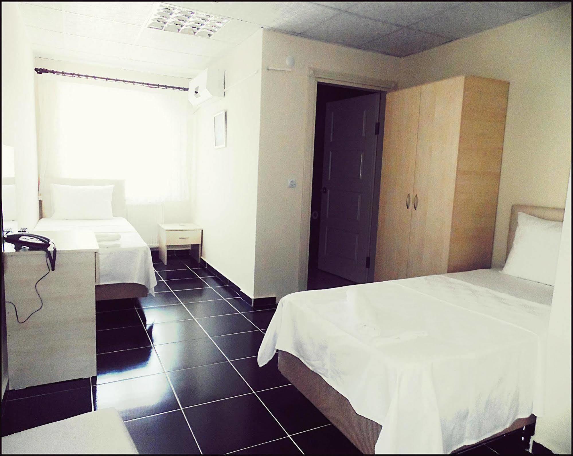 Saral Otel Derince Kültér fotó